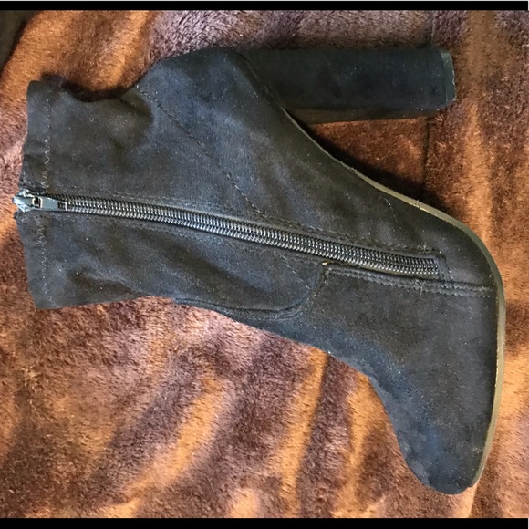 Black Booties with Rose Embroidery Appliqués - Picture 4 of 6